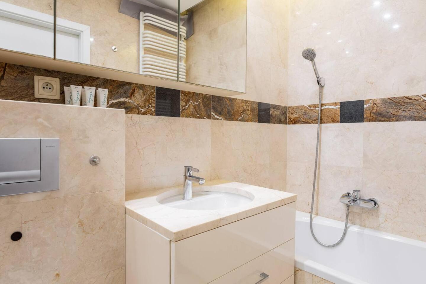Superb Czerska Family Apartment Varsavia Esterno foto